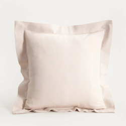 Oblie�ka na vank�� | DURGA | B�ov� bavlna s ozdobn�m pre��van�m | 45x45cm